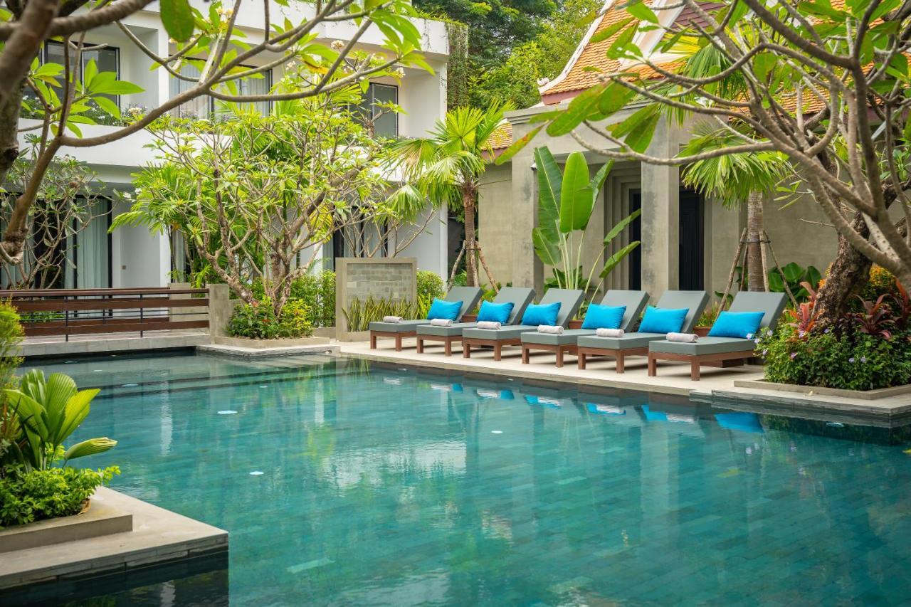 Eightfold Urban Resort Siem Reap Exterior photo The swimming pool at the hotel